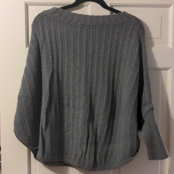 Loft grey poncho - Picture 2 of 2
